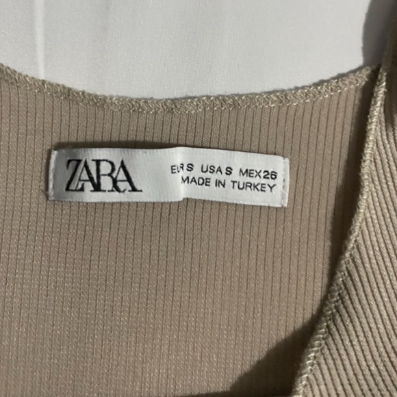 Zara Ribbed Basic Tank Top - Picture 4 of 6